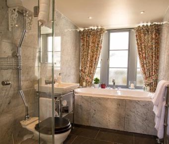 King Suite with Sea View