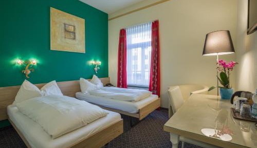 Easy Double Room