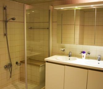 Family Apartment (6 Adults)