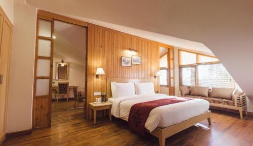 Interconnected Family Rooms(Bathtub) - 15% Discount on Spa Therapies