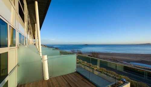 Executive Family Suite with Sea view