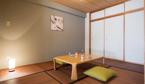 Quadruple Room with Private Bathroom