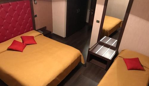 Triple Room