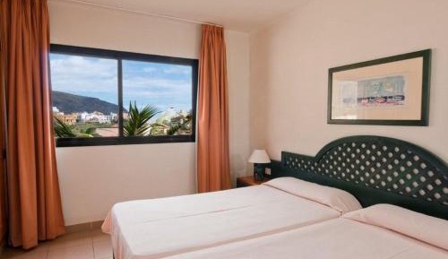 One-Bedroom Apartment (2 Adults)