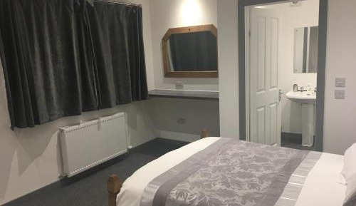 Double Room with Private Bathroom