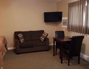 Double Room with Two Double Beds - Non-Smoking