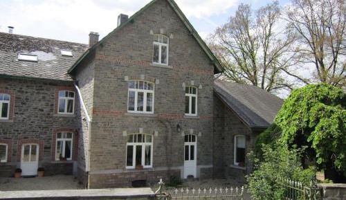 Eleven-Bedroom Holiday home