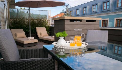 Double or Twin Room with Terrace
