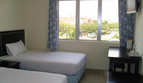 Standard Twin Room With Windows
