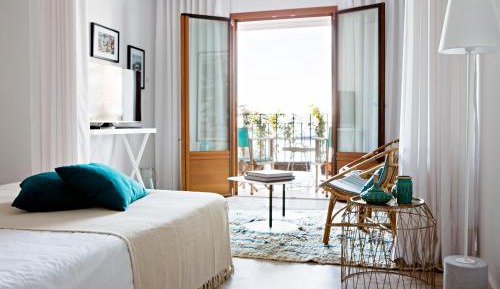 Deluxe Apartment with Seaview