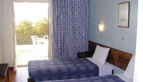 Triple Room with Sea View