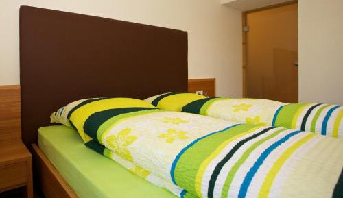 One-Bedroom Apartment with Sofa Bed