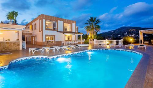 Deluxe Villa