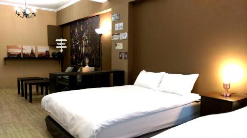 Fashion Quadruple Room with Balcony 