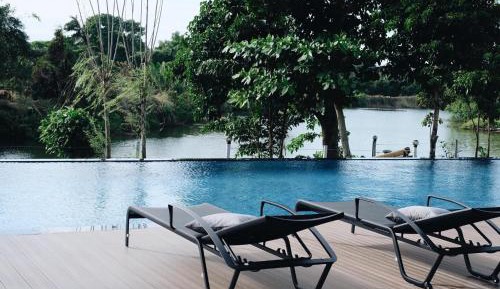 Double Room with Pool View