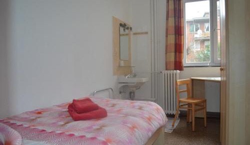 Single Room with Shared Shower and Toilet