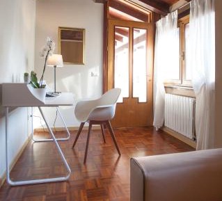 Apartment - Split Level