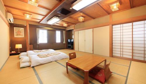 Japanese-Style Quadruple Room