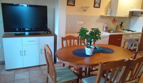 Comfort One-Bedroom Apartment with Terrace