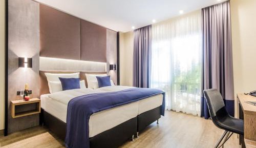 Deluxe Single Room
