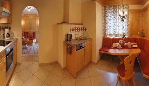 One-Bedroom Apartment with Balcony