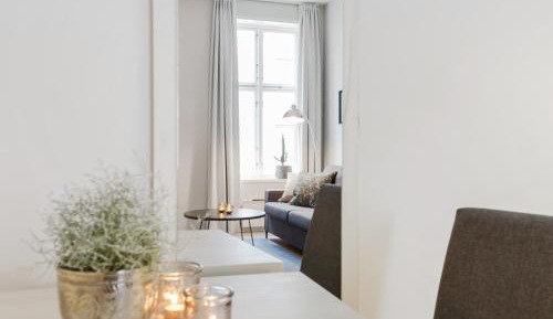 One-Bedroom Apartment For Two