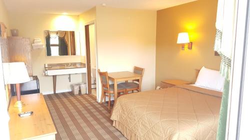Queen Room
