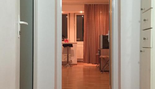 Studio (2 Adults)