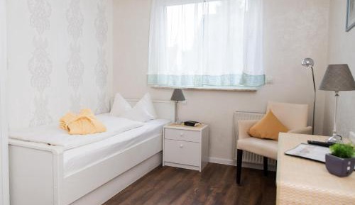 Classic Single Room