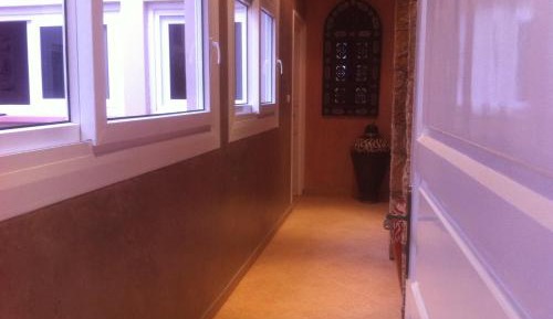 Apartment with Mountain View