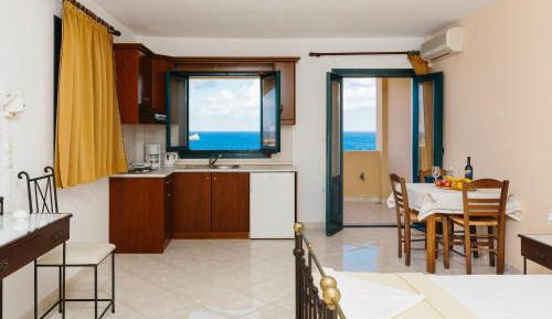 Studio with Sea View