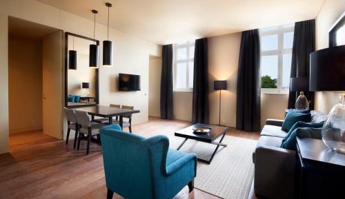Superior One-Bedroom Apartment