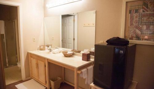 Deluxe Queen Room with Two Queen Beds