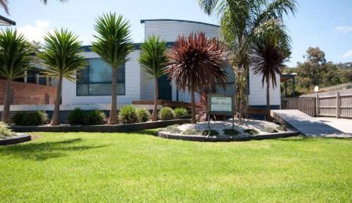 Four-Bedroom Holiday Home - Cambroe