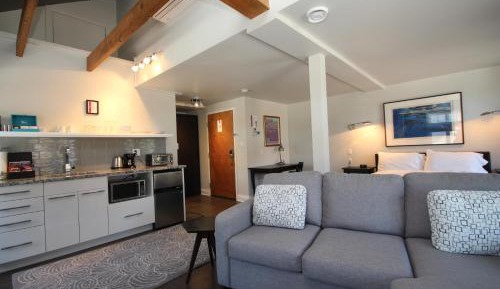 Queen Studio with Sofa Bed