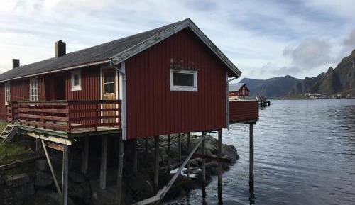 One-Bedroom Apartment with Sauna