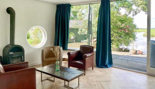 Two-Bedroom Holiday Home