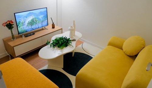 One-Bedroom Deluxe Apartment