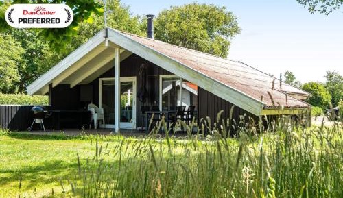 Three-Bedroom Vacation Home 