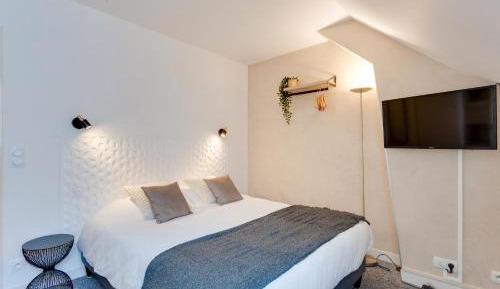 Superior Double or Twin Room with Garden View