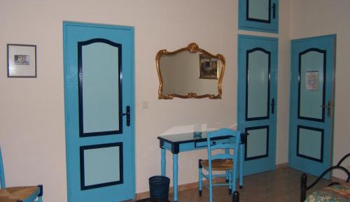 Quadruple Room with Private Bathroom