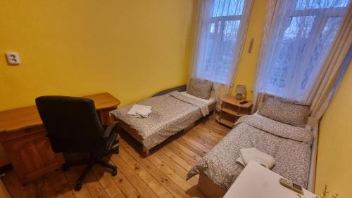 Twin Room with Shared Bathroom