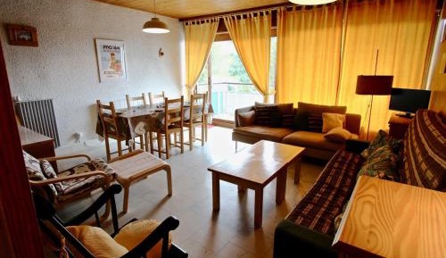 Apartment (6 Adults)