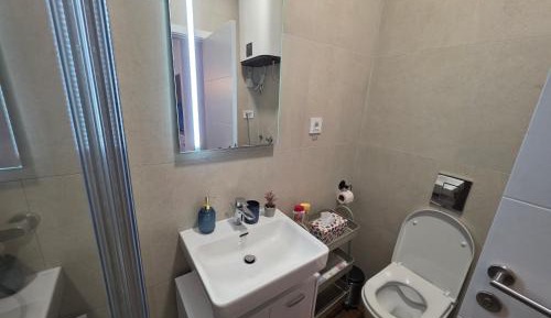 One-Bedroom Apartment with Terrace