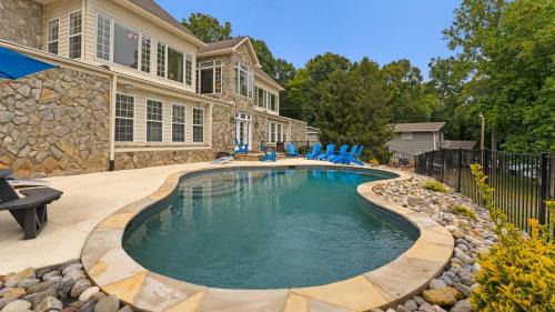 Six-Bedroom House