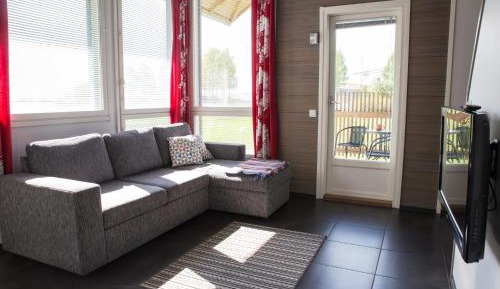 One-Bedroom Apartment with Sauna