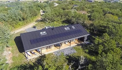 Five-Bedroom Holiday Home