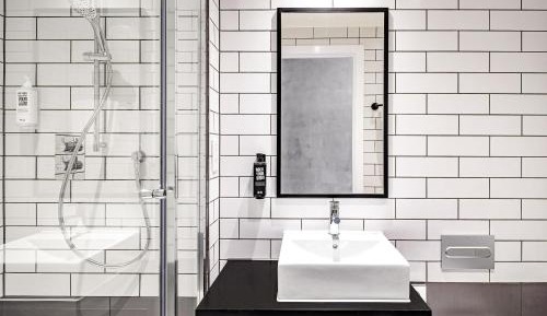 Standard Double Room with En Suite