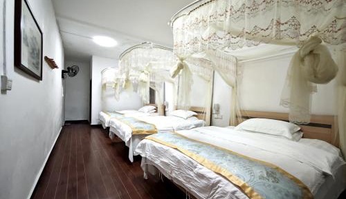 Standard Family Room - 2 Breakfasts Only