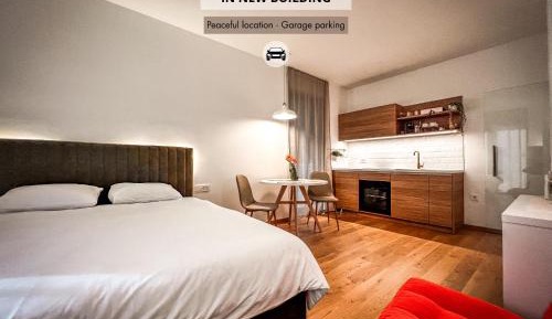 Deluxe Double Studio